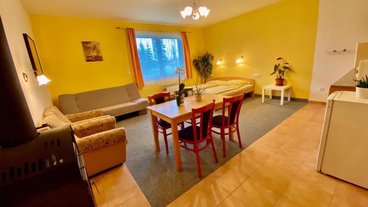 Rekreacni Areal Zbraslavice Hotel Kültér fotó