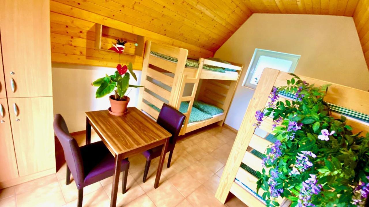 Rekreacni Areal Zbraslavice Hotel Kültér fotó